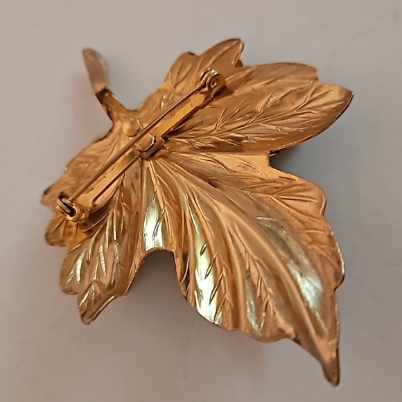 Enamel Soft Teal Tones & Goldtone Double Leaf Large Brooch - Picture 4 of 4